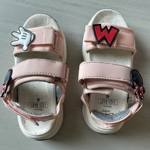 Zara/Disney kids sandales.